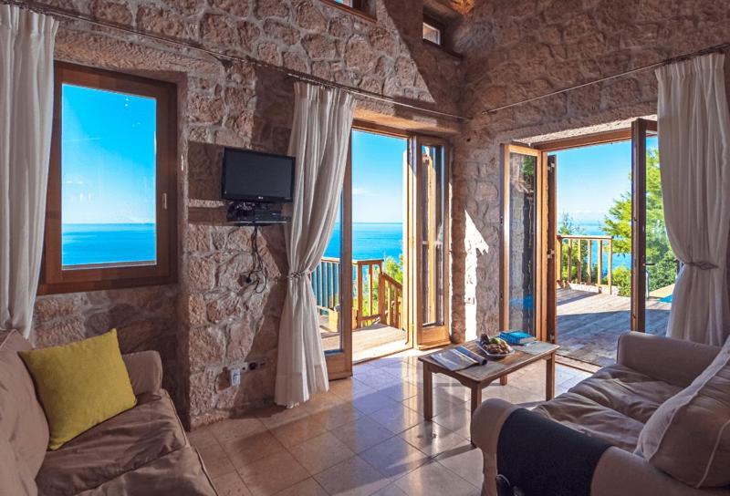 Beyond Villas Agios Nikitas Exterior photo