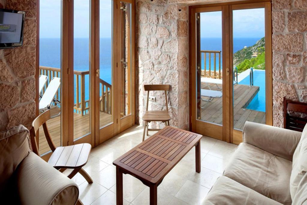 Beyond Villas Agios Nikitas Room photo
